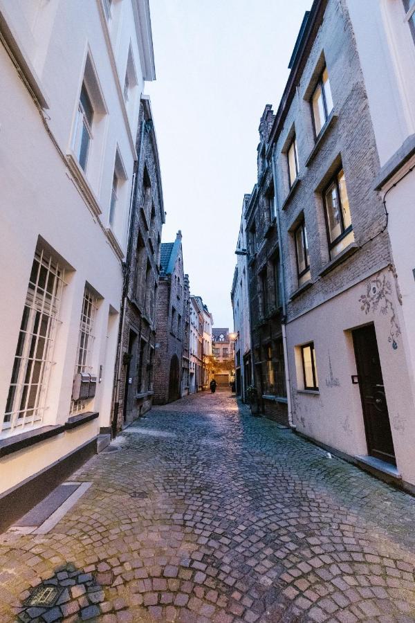 'De Moriaan' Boutique Holiday Home In Historical Antwerpen Buitenkant foto